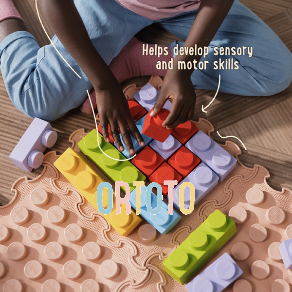 ORTOTO Set ''World of Sensory Soft Bricks LARGE'' (32 pcs.)